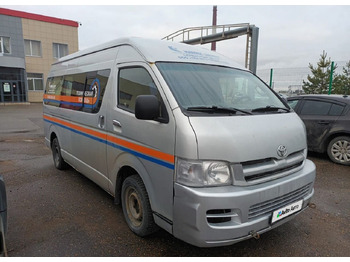 Микроавтобус TOYOTA
