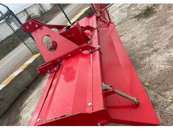 : фото в шапке страницы