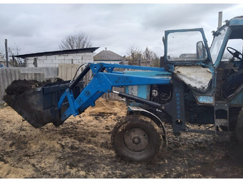 Фронтальный погрузчик для трактора