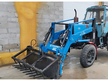 Фронтальный погрузчик для трактора