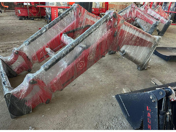 Новый Фронтальный погрузчик для трактора Magnus ПФУ-1,2: фото 3