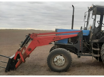 Фронтальный погрузчик для трактора