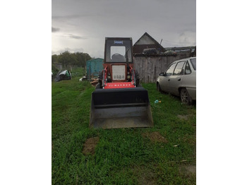 Новый Фронтальный погрузчик для трактора Magnus ПЛ-0,4: фото 3