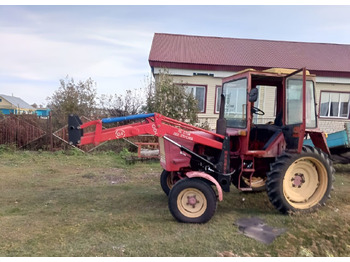 Фронтальный погрузчик для трактора