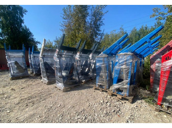 Новый Фронтальный погрузчик для трактора СибТрансСнаб ПКУ-0,9: фото 3