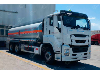 Грузовик с цистерной ISUZU GIGA