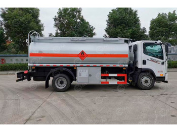 Грузовик с цистерной ISUZU GIGA