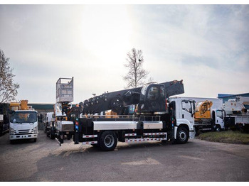 Новый Грузовик с подъемником Isuzu Giga: фото 4