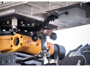 Новый Грузовик с подъемником Isuzu Giga: фото 5