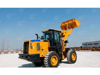 Колёсный погрузчик SEM