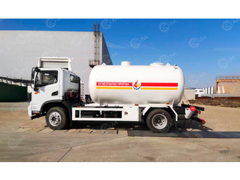 Грузовик-цистерна ISUZU