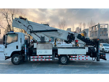 Грузовик с подъемником ISUZU