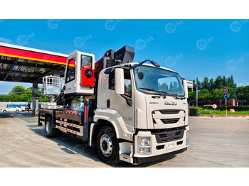 Грузовик с подъемником ISUZU
