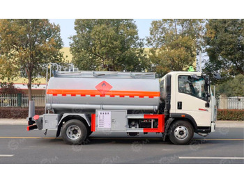 Грузовик-цистерна ISUZU