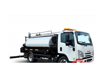 Грузовик-цистерна ISUZU