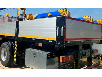 : фото в шапке страницы