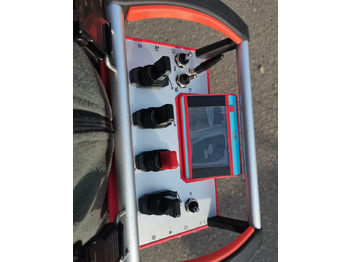 Новый Грузовик с подъемником Isuzu Elf 5.2 (автогидроподъемник): фото 3