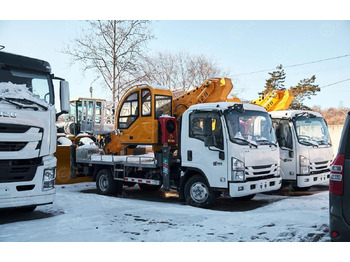 Новый Грузовик с подъемником Isuzu Elf: фото 4