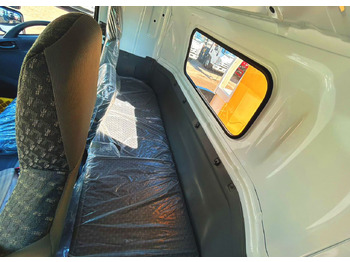 Новый Бортовой грузовик/ Платформа, Автоманипулятор Isuzu Elf: фото 3