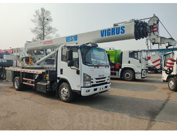 Новый Мобильный кран Isuzu Elf: фото 3