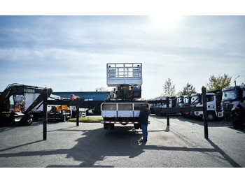 Новый Грузовик с подъемником Isuzu Giga: фото 5