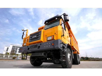 Карьерный самосвал