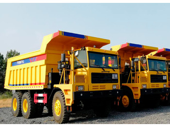 Карьерный самосвал