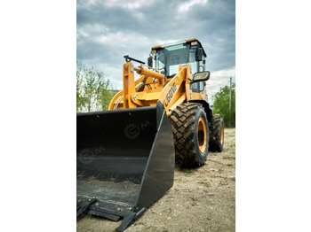 Фронтальный погрузчик Yugong 930: фото 4