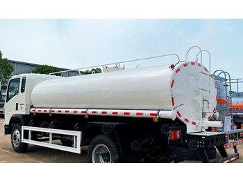 Грузовик-цистерна ISUZU