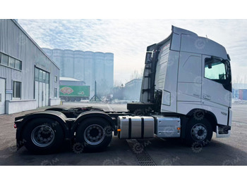Тягач VOLVO FH 500