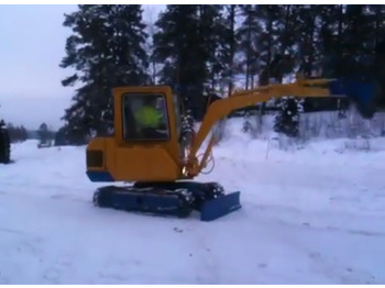 Мини-экскаватор KOMATSU PC20: фото 5 Мини-экскаватор KOMATSU PC20: фото 5