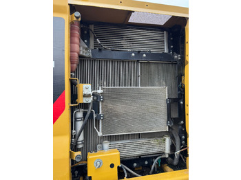 Гусеничный экскаватор CATERPILLAR 320: фото 5