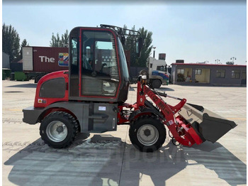 Колёсный погрузчик