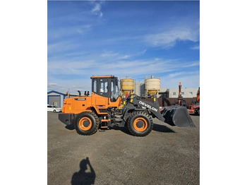 Новый Колёсный погрузчик Develon SD200: фото 2