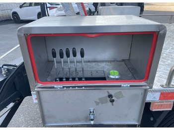 Новый Грузовик с подъемником Isuzu Elf: фото 5 Новый Грузовик с подъемником Isuzu Elf: фото 5