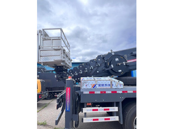 Новый Грузовик с подъемником Isuzu Giga: фото 5