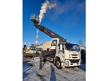 Грузовик с подъемником ISUZU