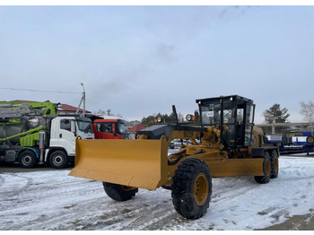 Новый Грейдер SEM 922F AWD: фото 3 Новый Грейдер SEM 922F AWD: фото 3