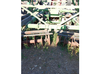 Дисковая борона JOHN DEERE 2720