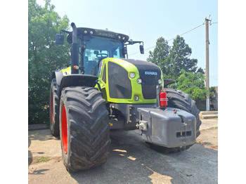 Трактор CLAAS Axion 940