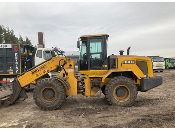 Телескопический фронтальный погрузчик Фронтальный погрузчик Bull SL300Т: фото 4 Телескопический фронтальный погрузчик Фронтальный погрузчик Bull SL300Т: фото 4