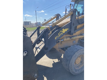 Экскаватор-погрузчик Фронтальный погрузчик KYLOTON MR22: фото 2 Экскаватор-погрузчик Фронтальный погрузчик KYLOTON MR22: фото 2