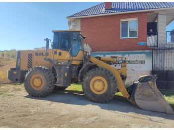 Колёсный погрузчик SDLG