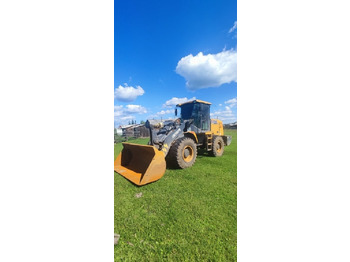 Колёсный погрузчик XCMG