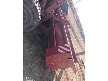 Прицепной кормоуборочный комбайн Комбайн Гомсельмаш КДП-3000 (Палессе FT40): фото 5