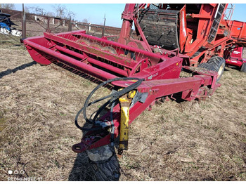 Прицепной кормоуборочный комбайн