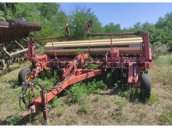 Сеялка Kuhn Krause 5200-36: фото 2 Сеялка Kuhn Krause 5200-36: фото 2