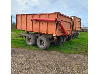 Сельскохозяйственный прицеп