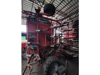 Сеялка Сеялка Kverneland S-Drill 6 м навесная №414: фото 4 Сеялка Сеялка Kverneland S-Drill 6 м навесная №414: фото 4