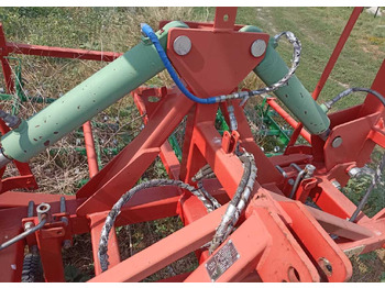 Борона пружинная Штригельная борона Unia Akcent 9: фото 5 Борона пружинная Штригельная борона Unia Akcent 9: фото 5